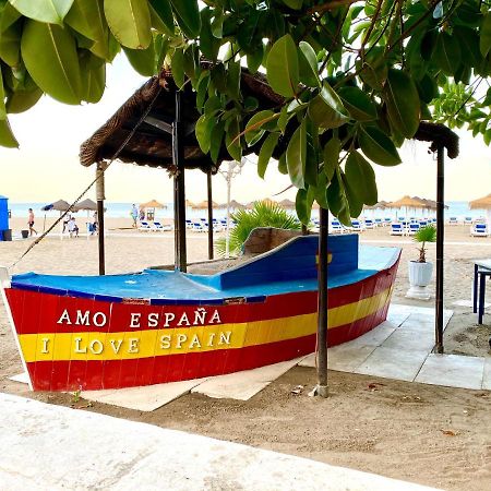 Modern 1 Bedroom Seaside Apartment With Pool Fuengirola Extérieur photo